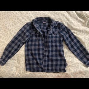 Patagonia Men’s Navy and Gray Flannel